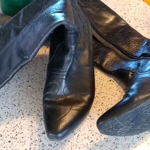 Womens size 8.5 (39) Josef Seibel boots (black)